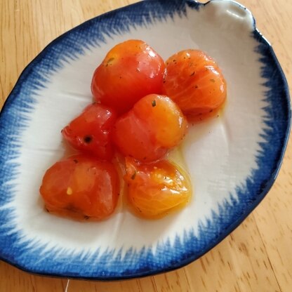 酸味があったミニトマトも、甘くて美味しいマリネに変身しました！ごちそうさまでした♪